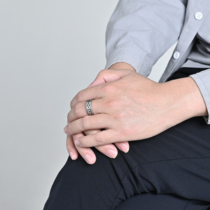 Anillo de Cadena Cubana Hueca de Doble Hilo de Acero de Titanio, Diseño Geométrico, Unisex, para Uso Diario - Product Image 3