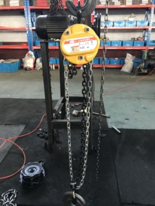 Polipasto Eléctrico de Cadena de Bloques de 1000 kg y 220 V Económico - Product Image 2