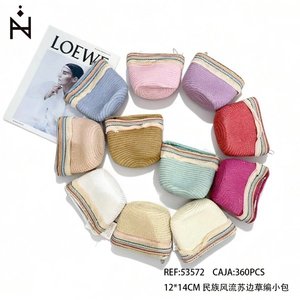 Borsa Piccola in Paglia Intrecciata con Bordo a Nappa Stile Etnico 12x14cm Accessorio Moda - Product Image 3