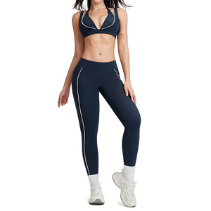 Completo Yoga Color Block di Alta Qualità, Abbigliamento Sportivo da Donna 2 in 1 con Reggiseno e Leggings Modellanti, Asciugatura Rapida per Corsa e Allenamento - Product Image 4