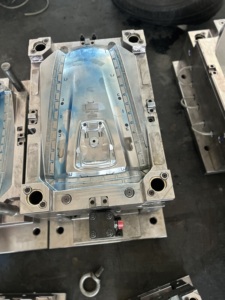 Độ chính xác cao tùy chỉnh đúc khuôn ép nhựa sản xuất cho Honda Giorno PA PP PU ABS vật liệu khuôn Maker - Product Image 5