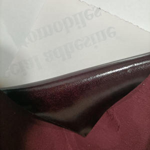 Rouleau d'<span class=keywords><strong>autocollant</strong></span> en <span class=keywords><strong>cuir</strong></span> synthétique auto-adhésif personnalisé de 0.8mm <span class=keywords><strong>imitation</strong></span> daim velours PVC Faux rembourrage artificiel pour réparation de canapé - Product Image 4