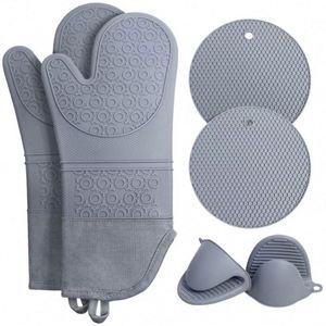 <b>Silicone</b> Oven Mitts Anti-Scalding <b>Waterproof</b> Heat Insulation Fleece-Lined Thickened Gloves for High-Temperature Mitts - Product Image 1