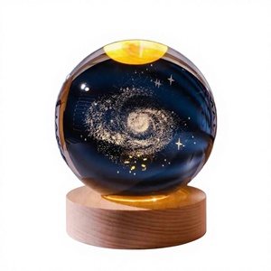 Lampada Notturna LED a Sfera di Cristallo 3D, Decorazione Luminosa Ricaricabile, Luce Bianca Calda 3500K, Design Moderno per Camera da Letto - Product Image 1