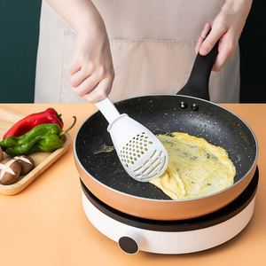 กระชอนครัวลดราคาพิเศษ อเนกประสงค์ ทนความร้อนสูง ตาข่ายพลาสติก ช้อนกรอง - Product Image 1