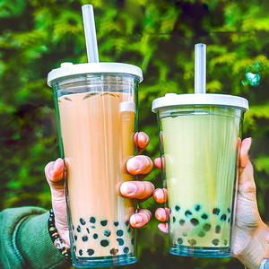 Bicchiere Riutilizzabile in Plastica da 20oz all'Ingrosso Bottiglia d'Acqua Tumbler a Doppia Parete Personalizzato per Bubble Tea con Cannuccia - Product Image 1