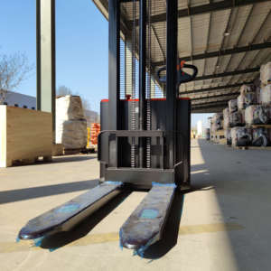 Sollevatori Semielettrici per <span class=keywords><strong>Pallet</strong></span>, Stacker Elettrico a Conduzione Manuale, Carrello Elevatore - Product Image 4