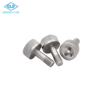 Vis à tête hexagonale moletée en acier inoxydable SUS304 A2-70 personnalisée, vis à tête Allen anti-desserrage à filetage standard