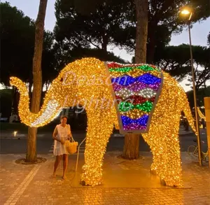الفيل 3d عزر مضاءة حيوانات عيد الميلاد