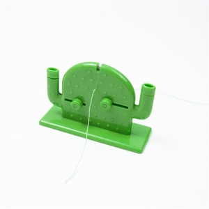 Enfile-aiguille automatique en plastique pour bureau, enfile-aiguille à double trou, outil d'insertion pour travaux d'aiguille, quilting, artisanat, couture DIY - Product Image 4