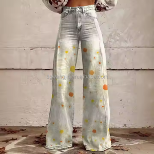 <span class=keywords><strong>Jeans</strong></span> en denim déchirés et peints taille haute coupe bootcut avec ceinture pour femme, pantalon ample amincissant à graffiti personnalisé, vente en gros - Product Image 3