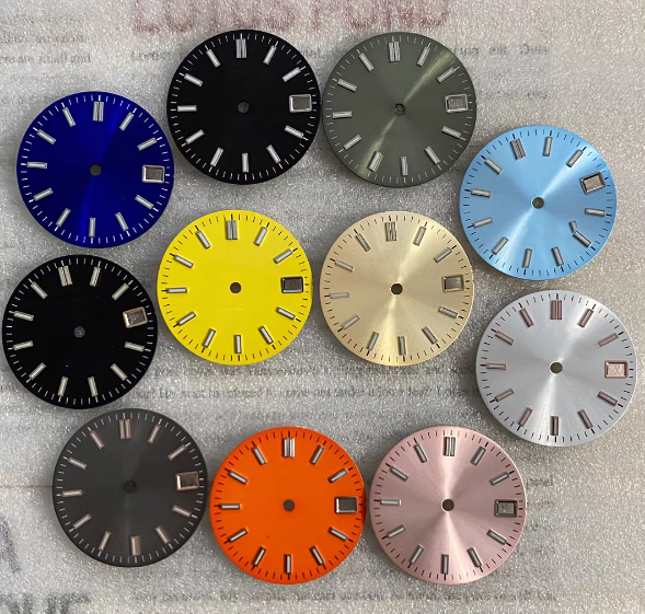 NH35 28.5mm Stainless Steel Waterproof Watch Dial with Green Luminous Markers Date-Style Watch Parts Logo