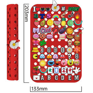 Vendedor caliente Zueco zapato encanto organizador Mat portátil rollo bolsa de almacenamiento montado en la pared colgante silicona soporte de exhibición almohadilla zapato encantos - Product Image 1