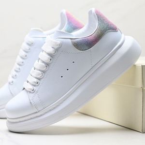 Baskets de marche McQ Original Luxury Designer 2026 – Style Classique, Chaussures Décontractées Tendance pour Femmes et Hommes - Product Image 5