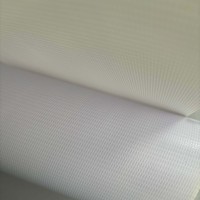 Impression de publicité extérieure en PVC Vitrage avant blanc brillant flex bannière rouleau affiche matériaux imprimables rouleau en gros