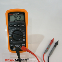 Multimètre PM8233D+ NCV Mesure de la tension et du courant DC AC Gamme automatique et manuelle Multimètre numérique