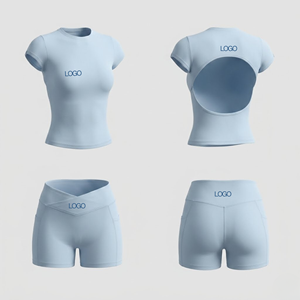 Ensemble 2 pièces personnalisé avec logo OEM pour femme 2026 – Haut court à manches courtes dos nu et short taille en V croisé avec poches – Tenue <span class=keywords><strong>de</strong></span> sport - Product Image 1