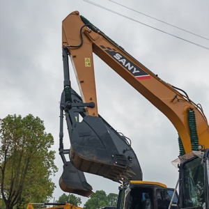 Excavatrice SANY SY235C 2022, 21 tonnes, 254 heures, moteur Isuzu 6BG1 d'origine, force de creusement de 175 kN, pompe hydraulique certifiée EPA, roulement à faible friction - Product Image 3