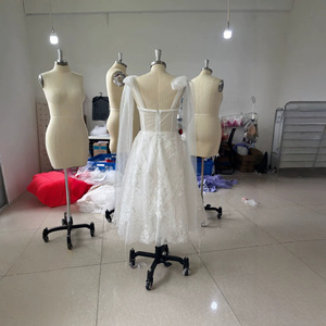 <span class=keywords><strong>Robe</strong></span> <span class=keywords><strong>de</strong></span> mariée courte, <span class=keywords><strong>robe</strong></span> <span class=keywords><strong>de</strong></span> mariée civile blanche pour la mariée, <span class=keywords><strong>robe</strong></span> <span class=keywords><strong>de</strong></span> mariée courte en dentelle à bretelles spaghetti - Product Image 4
