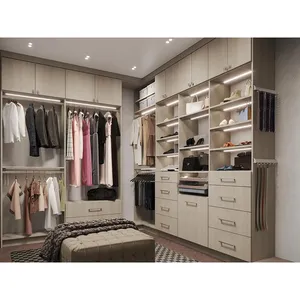 Armoires de chambre à coucher modernes de luxe sur mesure avec porte en verre et rangement avec poignée - Product Image 3