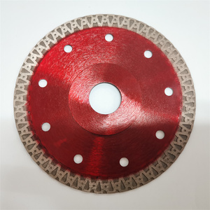 Lame de carrelage Lame de carrelage renforcée continue Mesh <span class=keywords><strong>X</strong></span> K Turbo Mesh Lame de scie diamantée <span class=keywords><strong>4</strong></span> "<span class=keywords><strong>4</strong></span>.5" 5 "6" 7 "<span class=keywords><strong>8</strong></span>" 9 "10" 12 "pouces - Product Image 1