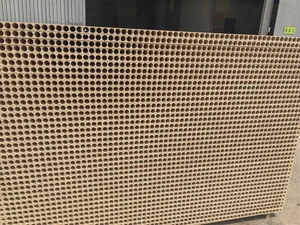 New Design <strong>Hollow</strong> Chip <strong>Board</strong> 28mm 33mm 34mm 915*2090mm Tubular <strong>Particle</strong> <strong>Board</strong> for Interior Door - Product Image 2