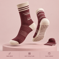 Chaussettes de sport en polyester recyclé bordeaux crème avec élasthanne et fibres écologiques, tricotées avec soin, talon et bout renforcés