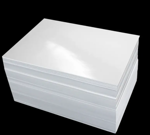 Papier spécial brillant en pulpe vierge enduit de PE C2S de 150g-350g au meilleur prix pour l'emballage de bougies, les cadres photo, l'impression offset compatible - Product Image 3