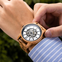 Luxuriöse Unisex-Holzuhr mit Individuellem Logo, Chronograph, Automatikwerk, 3BAR Wasserdicht, Business-Sport-Zifferblatt mit Datum und Wochentag