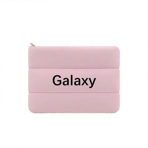 Nouvelle Pochette de Voyage Imperméable Grande Capacité Tendance Écologique pour Maquillage en Néoprène Durable avec Porte-… (2026) - Product Image 1