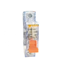Disjoncteur miniature QHB7-63 C20 1P 20A 230/400V 6KA 50Hz en cuivre avec boîtier transparent IEC 60898-1 AC, fixation par clipser/sur rail