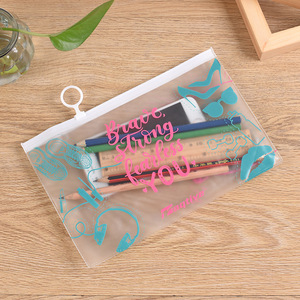 Bolsa de maquillaje para cosméticos, nuevo diseño, impermeable, mate, <span class=keywords><strong>unicornio</strong></span>, esmerilado, logotipo personalizado, transparente, pvc, ziplock - Product Image 3