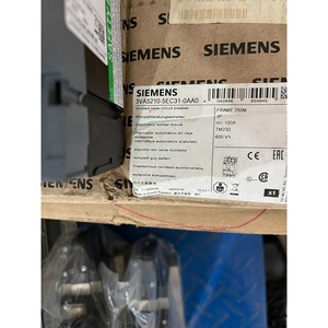Interruptor Automático Siemens 3VA5210-5EC31 100A TM230, Equipo de Automatización de Control Industrial - Product Image 3