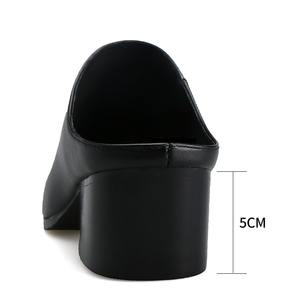 Chaussures mi-semelles pour hommes Baotou, pantoufles en cuir de vachette pleine fleur pour hommes, chaussures en cuir à bout pointu, chaussures en cuir à talons hauts tendance - Product Image 4