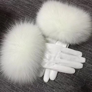 Gants en fourrure de renard Offres Spéciales femmes en gros en peau de mouton véritable moto femmes gants en cuir chaud hiver cuir véritable fourrure gants - Product Image 1