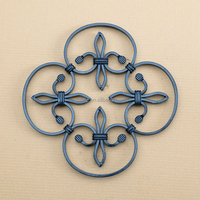 Accessoires décoratifs pour portails à bas prix, panneaux de clôture, rosettes en fer forgé