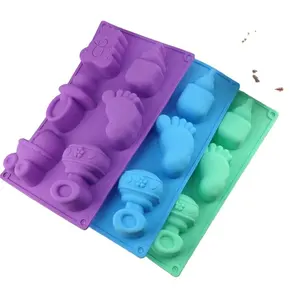 热卖熊马车瓶脚熊婴儿设计硅胶模具迷你3D硅胶蛋糕模具
