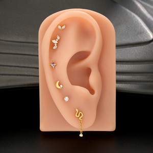 Toposh Jewelry Orecchini a Lobo in Titanio ASTM-F136 con Zircone, Filettatura Interna, per <span class=keywords><strong>Tragus</strong></span>, Helix, Daith, Labret - Product Image 4