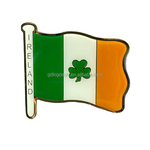 Imán de nevera con forma de cámara de Dublín, Irlanda, con el Puente Ha'penny y el Trébol - Imán de nevera metálico con temática irlandesa al por mayor - Product Image 4