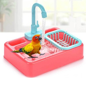 Fabricant en gros fournitures d'oiseaux <span class=keywords><strong>cage</strong></span> à oiseaux salle de bains <span class=keywords><strong>baignoire</strong></span> multifonctionnelle perroquet <span class=keywords><strong>baignoire</strong></span> boîte de bain automatique - Product Image 1