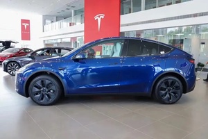 Modello cinese <span class=keywords><strong>tesla</strong></span> <span class=keywords><strong>y</strong></span> stock car 2024 lungo raggio suv <span class=keywords><strong>tesla</strong></span> ev auto 5 posti 4wd alta configurazione <span class=keywords><strong>tesla</strong></span> modello <span class=keywords><strong>y</strong></span> - Product Image 2