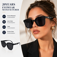 Lunettes de soleil polarisées carrées en polycarbonate, monture noire, verres gris, protection UV400, anti-éblouissement, monture intégrale pour la conduite et les activités de plein air