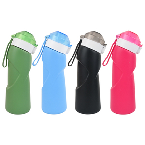 Bouteille d'eau pliable en silicone ultra-portable de 700 ml, anti-fuite, sans BPA, pour les sports de plein air, la salle de sport et les voyages - Product Image 5