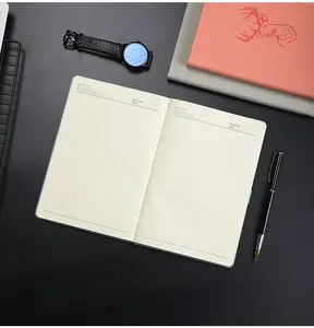 A4 A5 A6 वैयक्तिकृत लोगो प्लेन नोट बुक कस्टम प्रिंटिंग पीयू हार्डकवर जर्नल नोटबुक प्लानर डायरी पेन के साथ