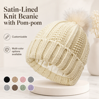 Bonnet en tricot torsadé pour femme avec pompon en fausse fourrure, doublure en satin, bonnet d'hiver chaud, fournisseur de bonnets brodés sur mesure
