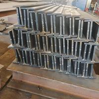 Profilés en acier au carbone laminé à chaud sur mesure selon dessin, en forme de T, en stock en usine en Chine, avec soudure en alliage
