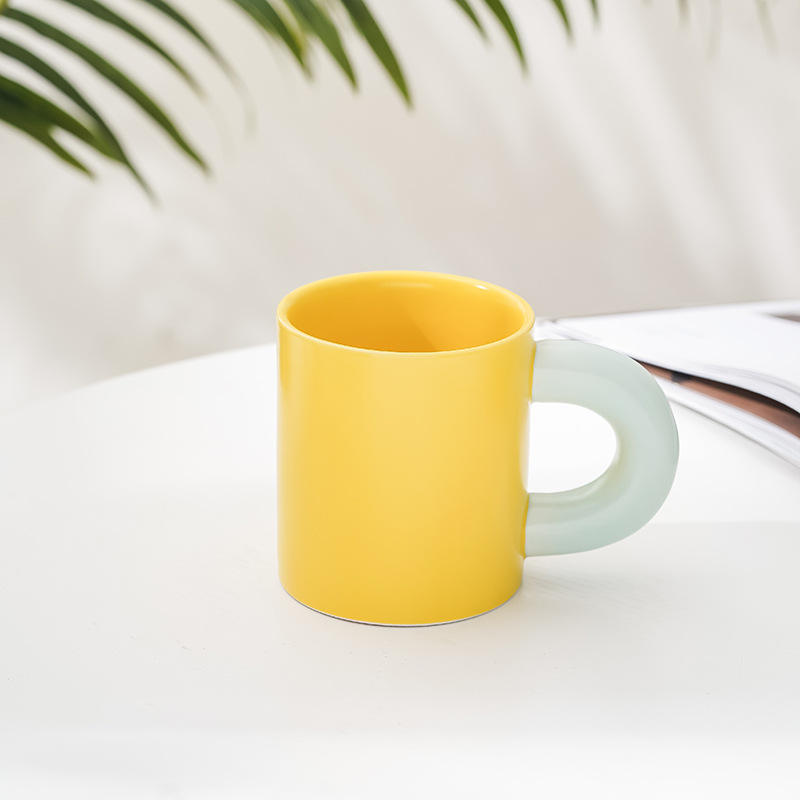 Poignée Morandi jaune et verte - Tasse simple