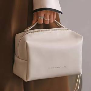 THK0348 Hot PU Makeup <b>Bag</b> Organizer Ladies Travelling Portable Cosmetic <b>Wash</b> <b>Bag</b> <b>Travel</b> Accessories - Product Image 1