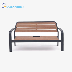Ensemble <span class=keywords><strong>de</strong></span> mobilier <span class=keywords><strong>de</strong></span> <span class=keywords><strong>jardin</strong></span> contemporain et moderne pour terrasse, avec structure <span class=keywords><strong>en</strong></span> <span class=keywords><strong>aluminium</strong></span>, résistant à l'eau et dossier <span class=keywords><strong>en</strong></span> bois composite écologique - Product Image 2