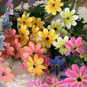 Bouquet de fleurs artificielles en soie Hua Ding, marguerites faites à la main, décoration de mariage, branche unique - Product Image 3